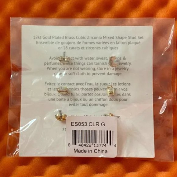 BNWT Ettika Moon, Arrow & Square Crystal 18k Gold Plated Stud Set - Picture 5 of 8